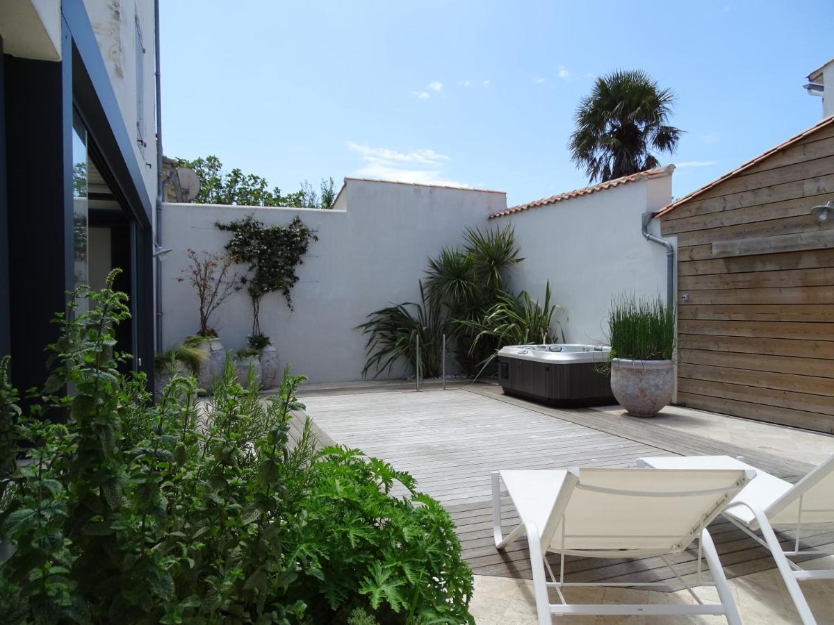 Maison Le Clos Neraud avec piscine et SPA Saint-Martin-de-Ré Extérieur photo